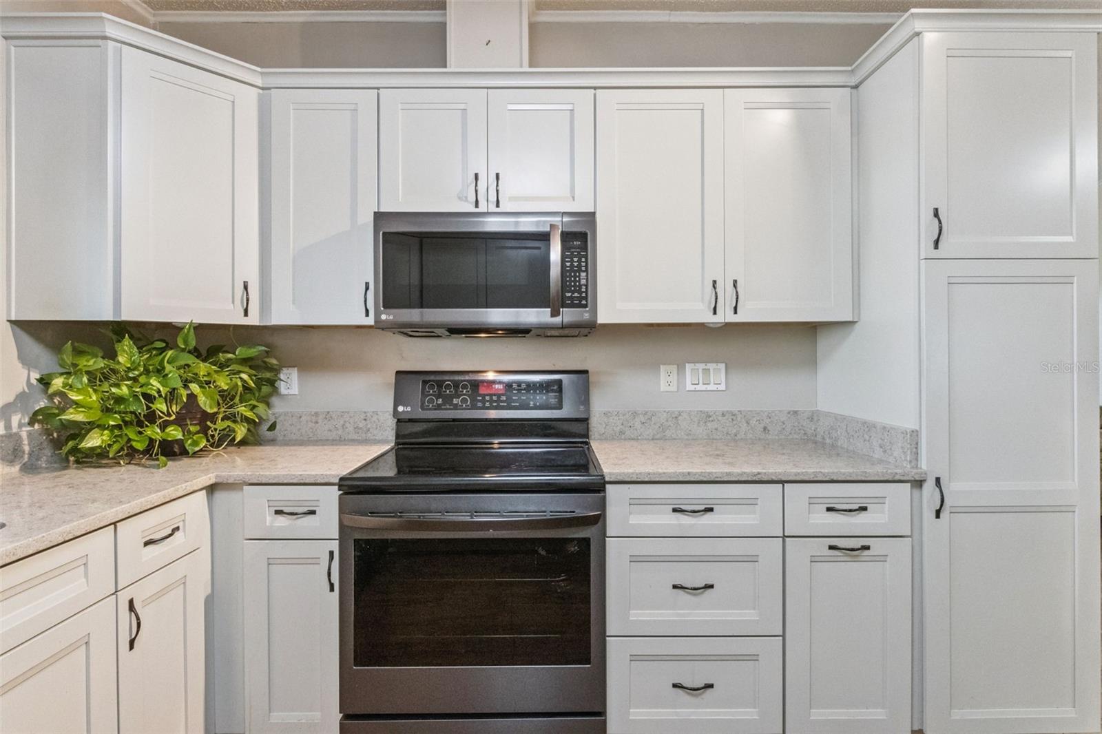 GARDEN GROVE OAKS - Residential