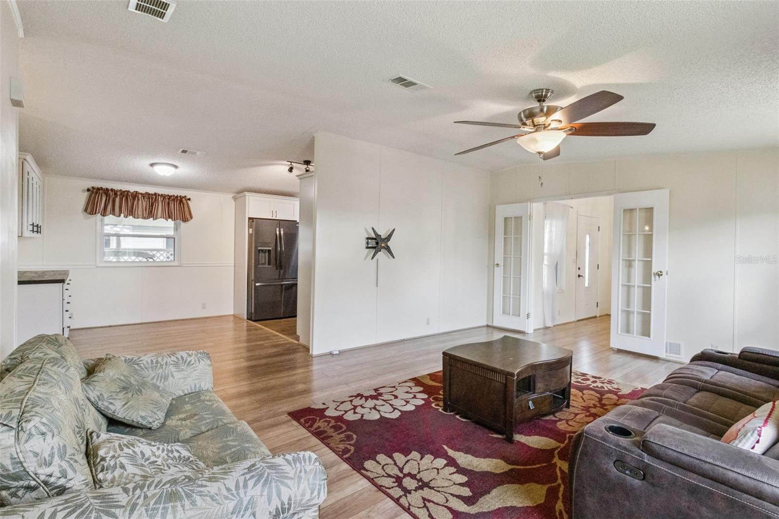 GARDEN GROVE OAKS - Residential
