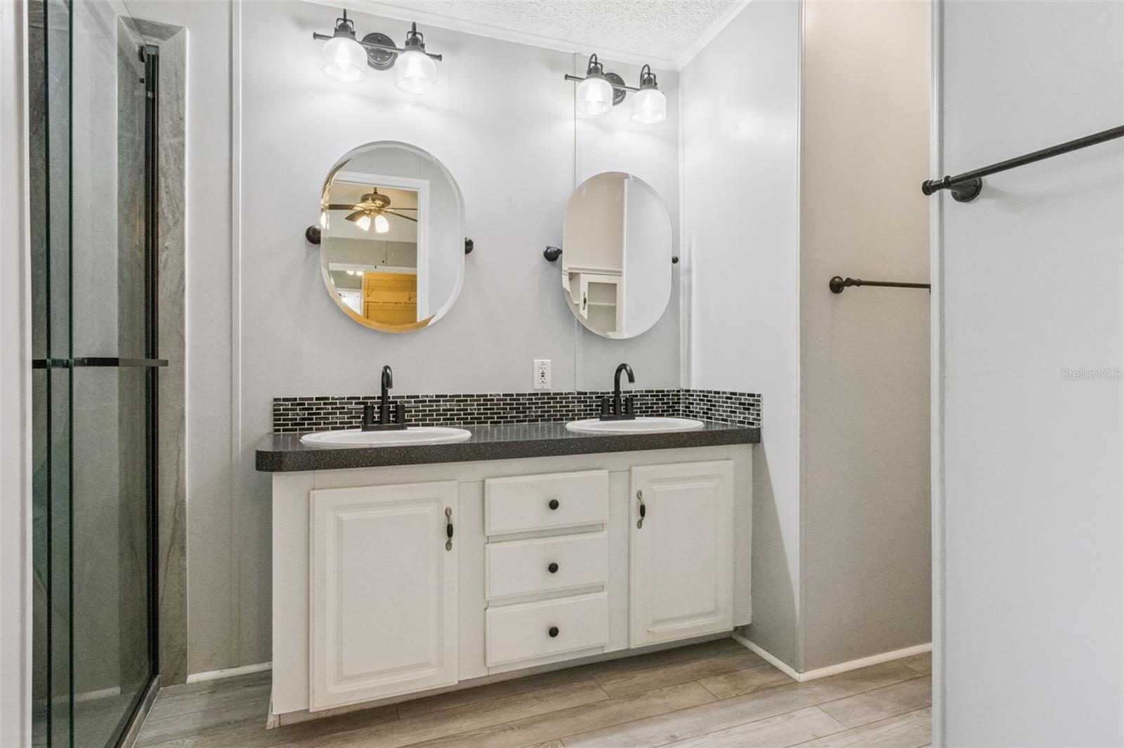 GARDEN GROVE OAKS - Residential
