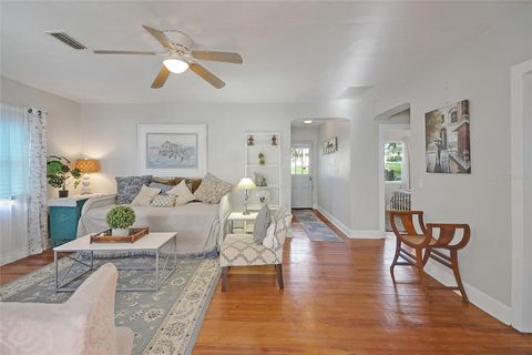 Tiny photo for 30523 Orange Drive, Leesburg, FL 34748 (MLS # G5098572)