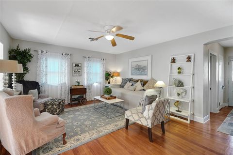 Tiny photo for 30523 Orange Drive, Leesburg, FL 34748 (MLS # G5098572)