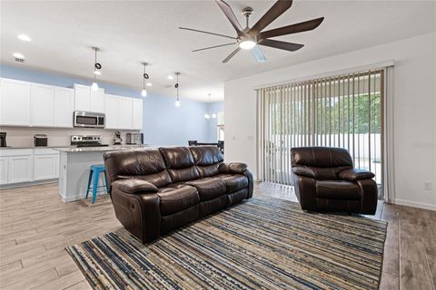 Single Family Residence in ORANGE CITY FL 968 FLYER STREET 15.jpg