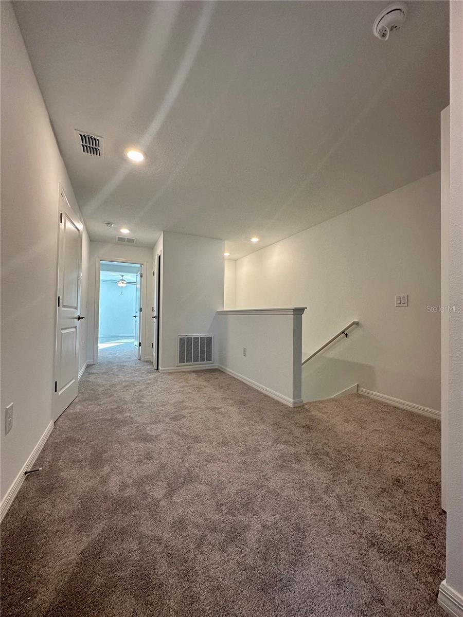 TOWNES AT LAKE THOMAS - Residential Lease