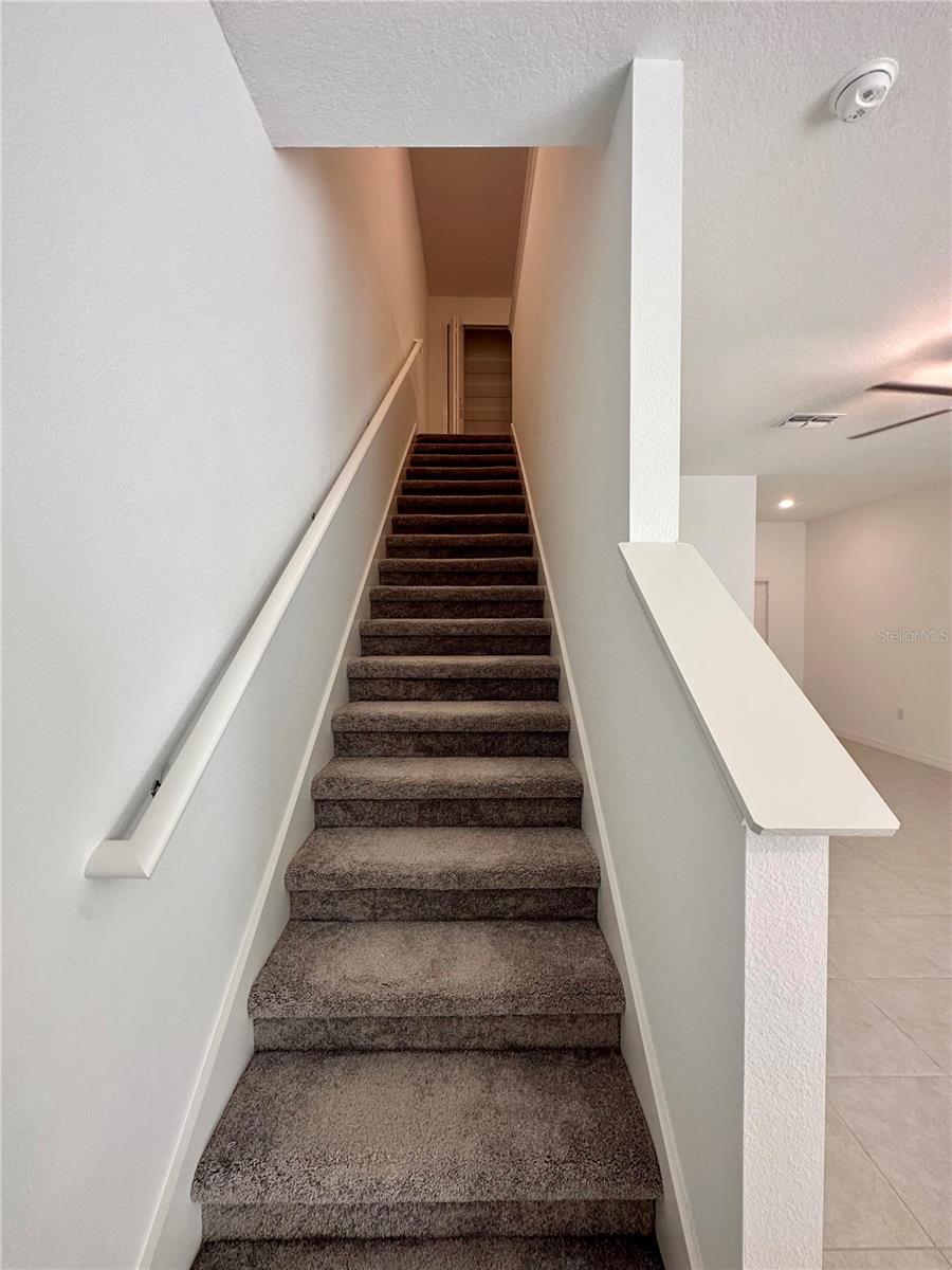 TOWNES AT LAKE THOMAS - Residential Lease