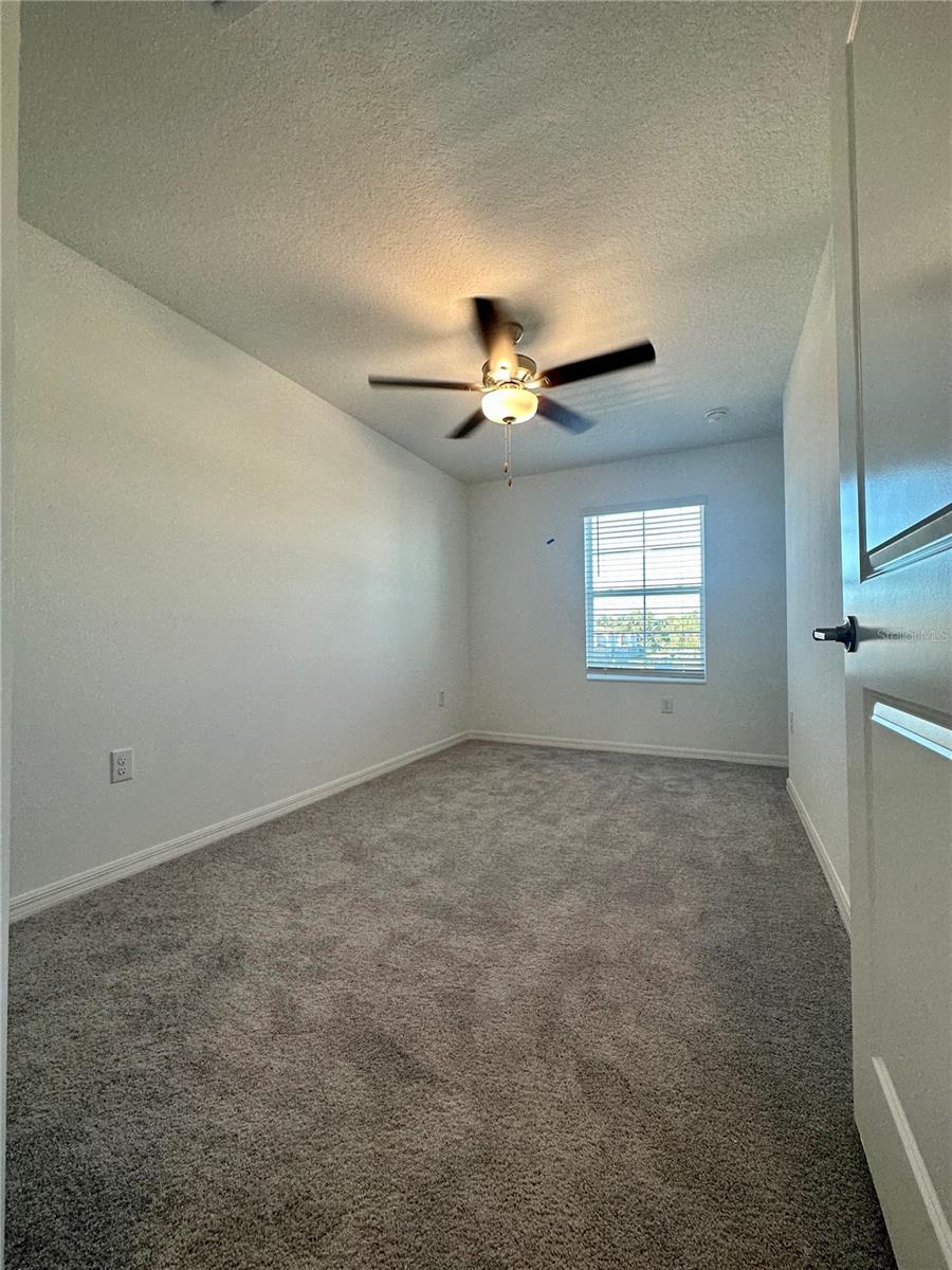 TOWNES AT LAKE THOMAS - Residential Lease