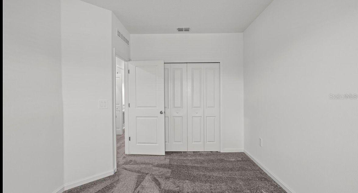 CHATEAU/ASTORIA - Residential Lease