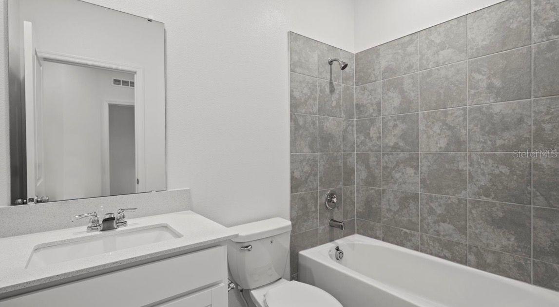 CHATEAU/ASTORIA - Residential Lease