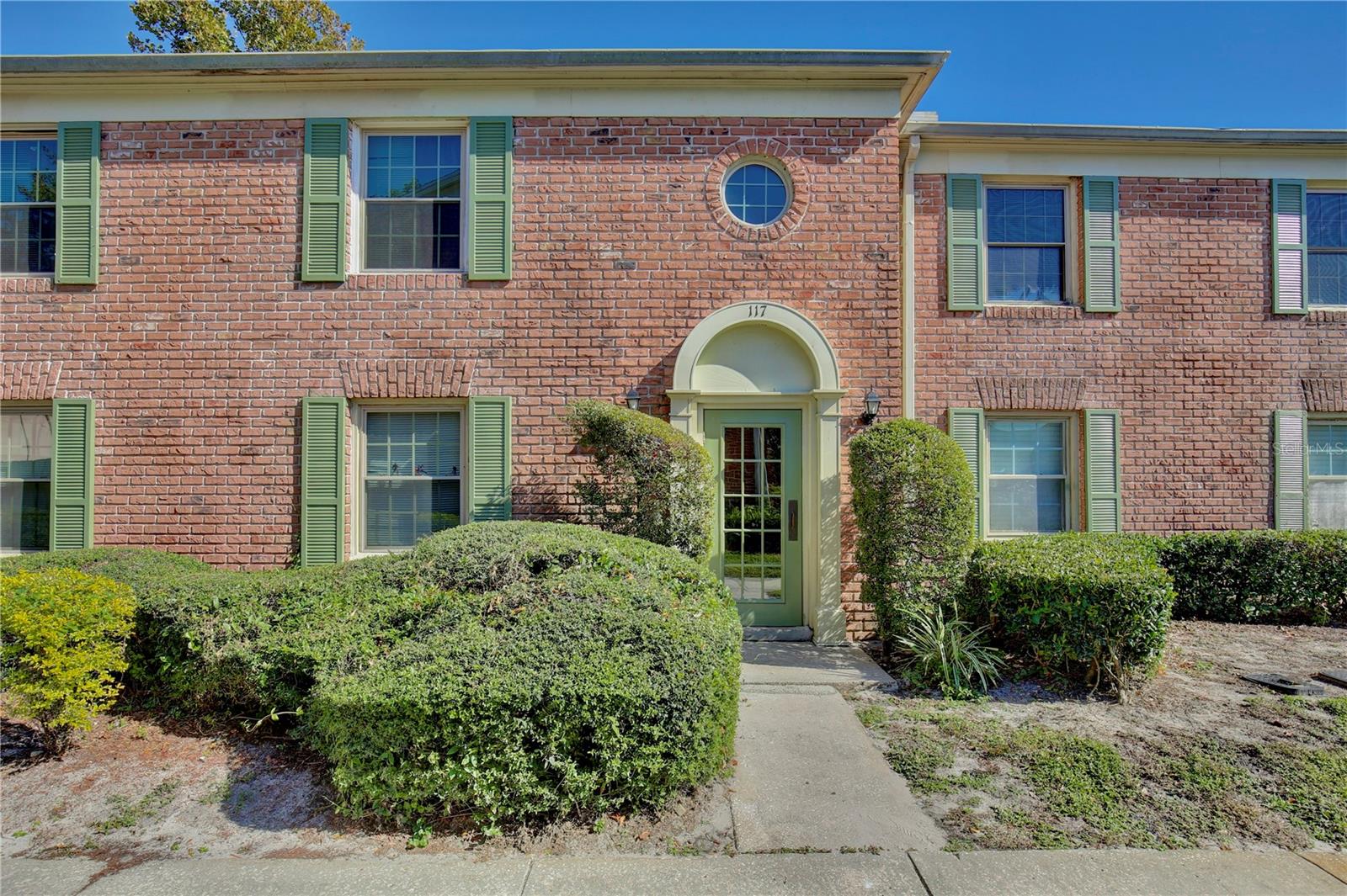 LAKE HOWELL ARMS CONDO - Residential