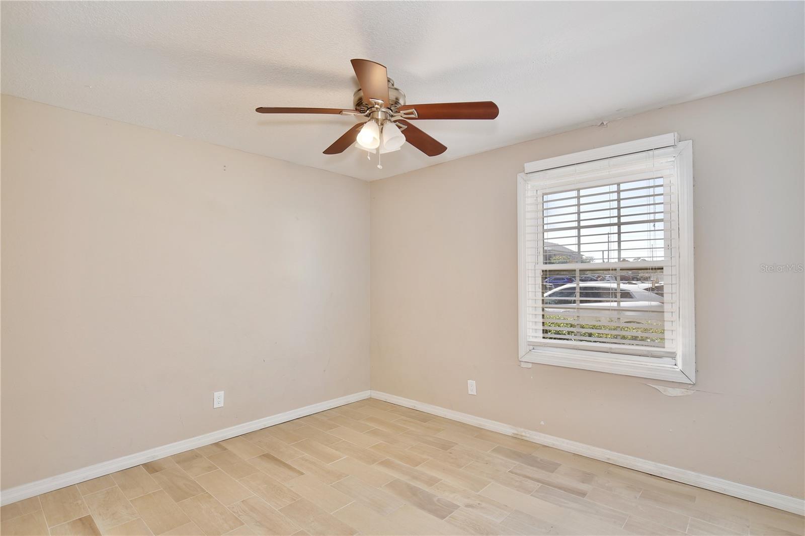LAKE HOWELL ARMS CONDO - Residential