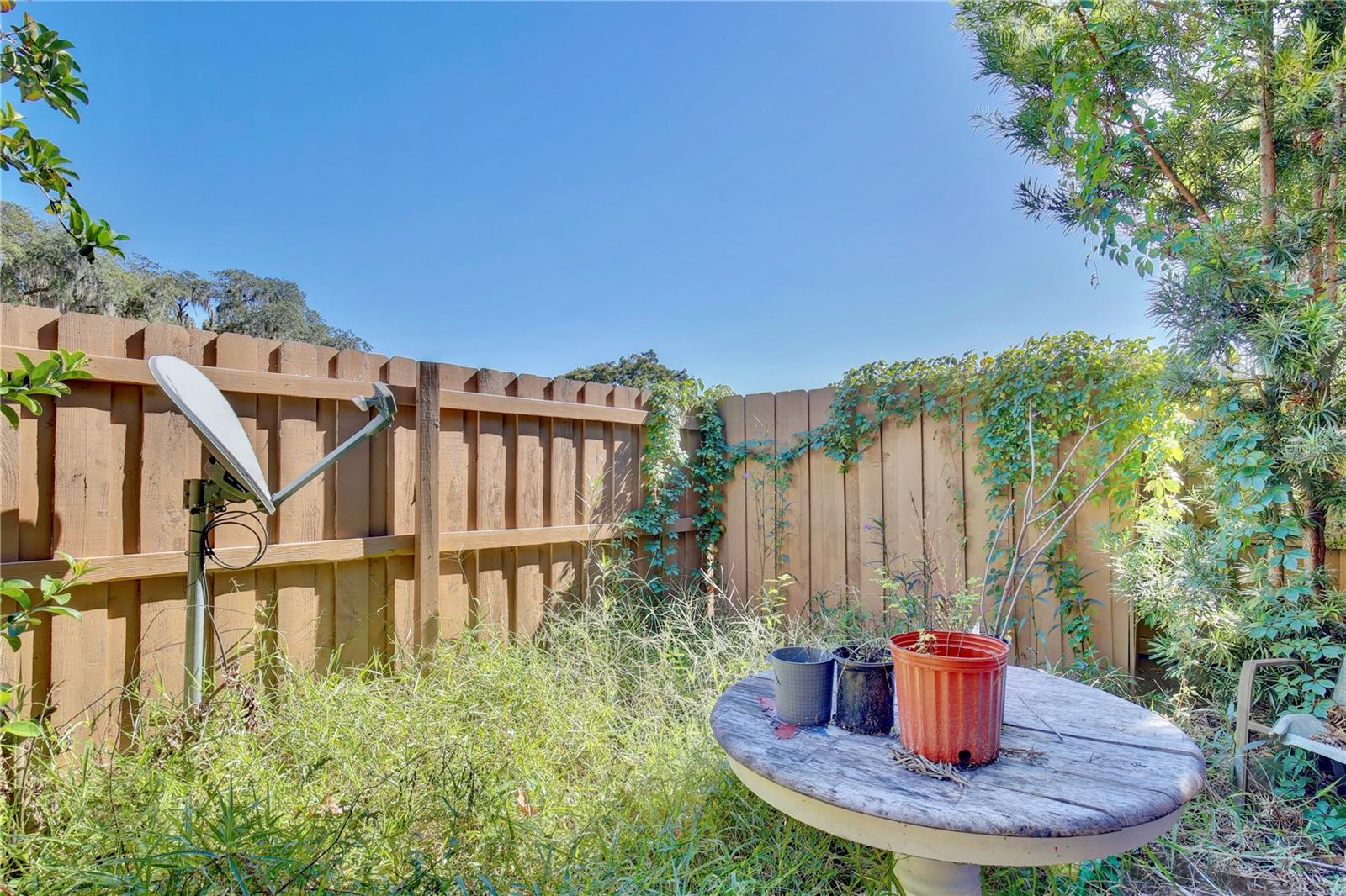 LAKE HOWELL ARMS CONDO - Residential