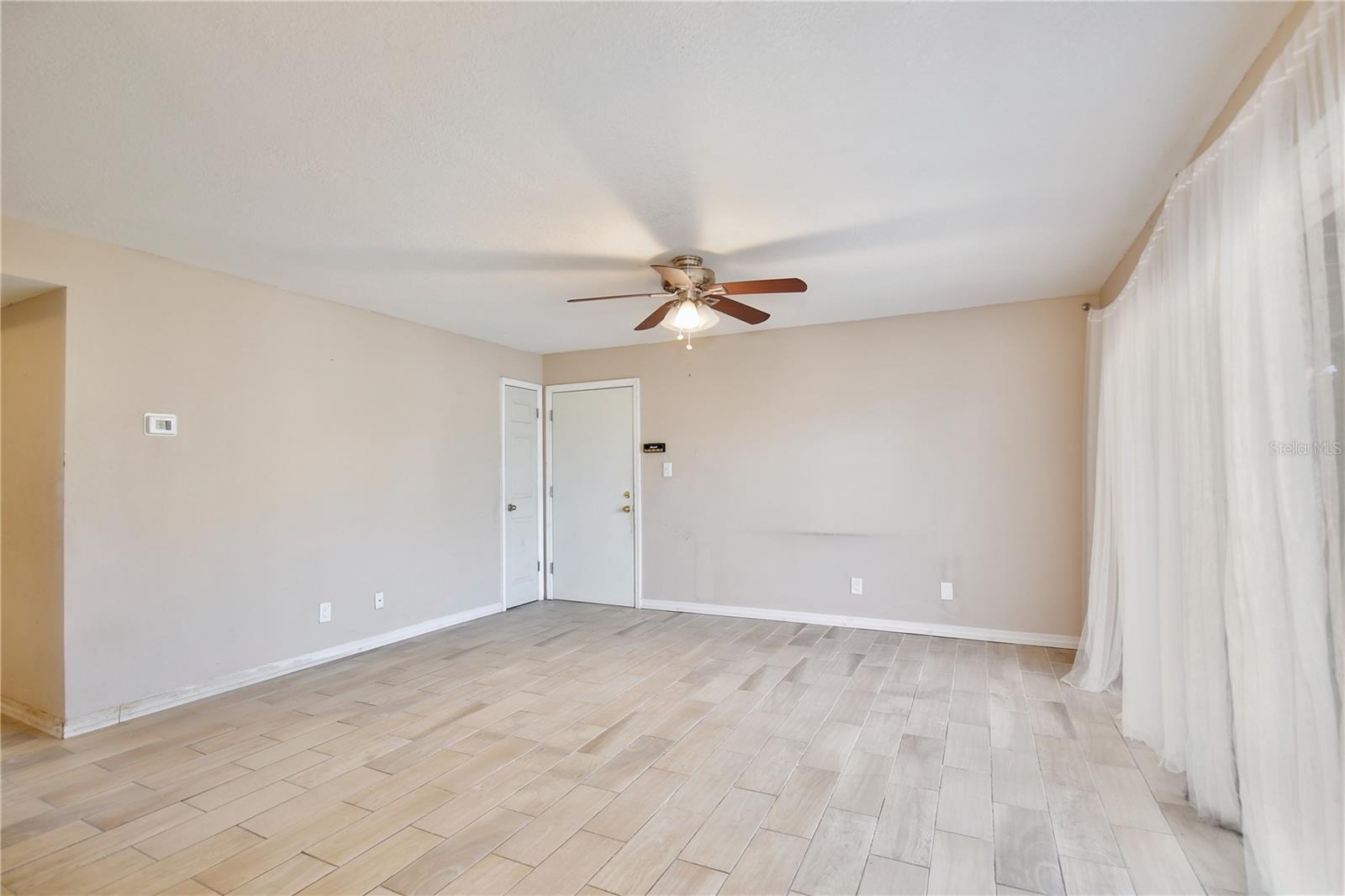 LAKE HOWELL ARMS CONDO - Residential