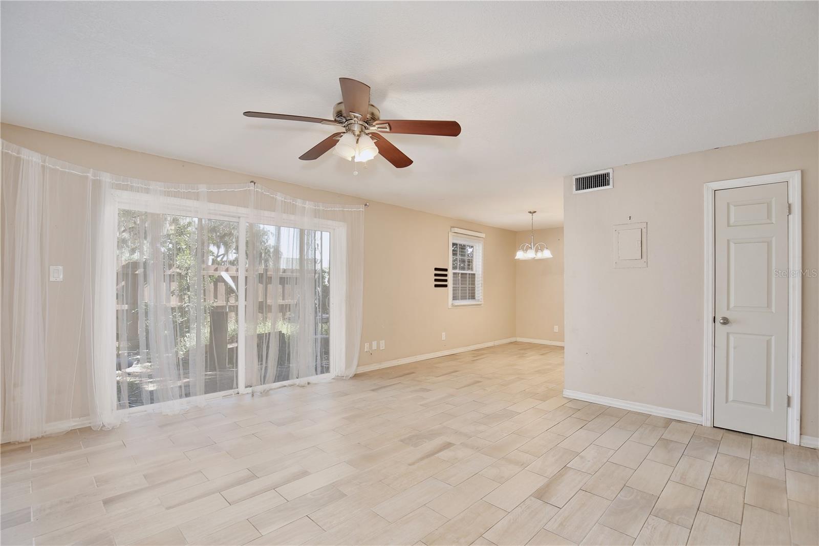 LAKE HOWELL ARMS CONDO - Residential