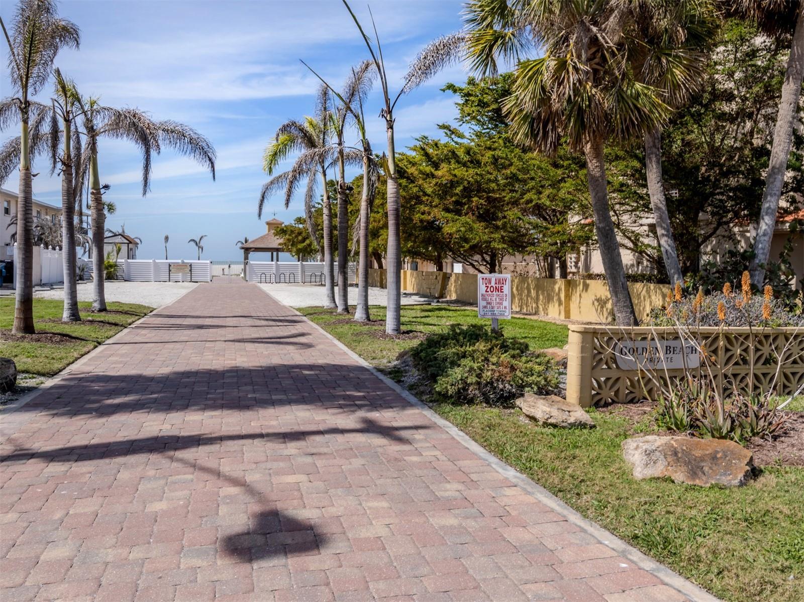 GOLDEN BEACH - Residential Income