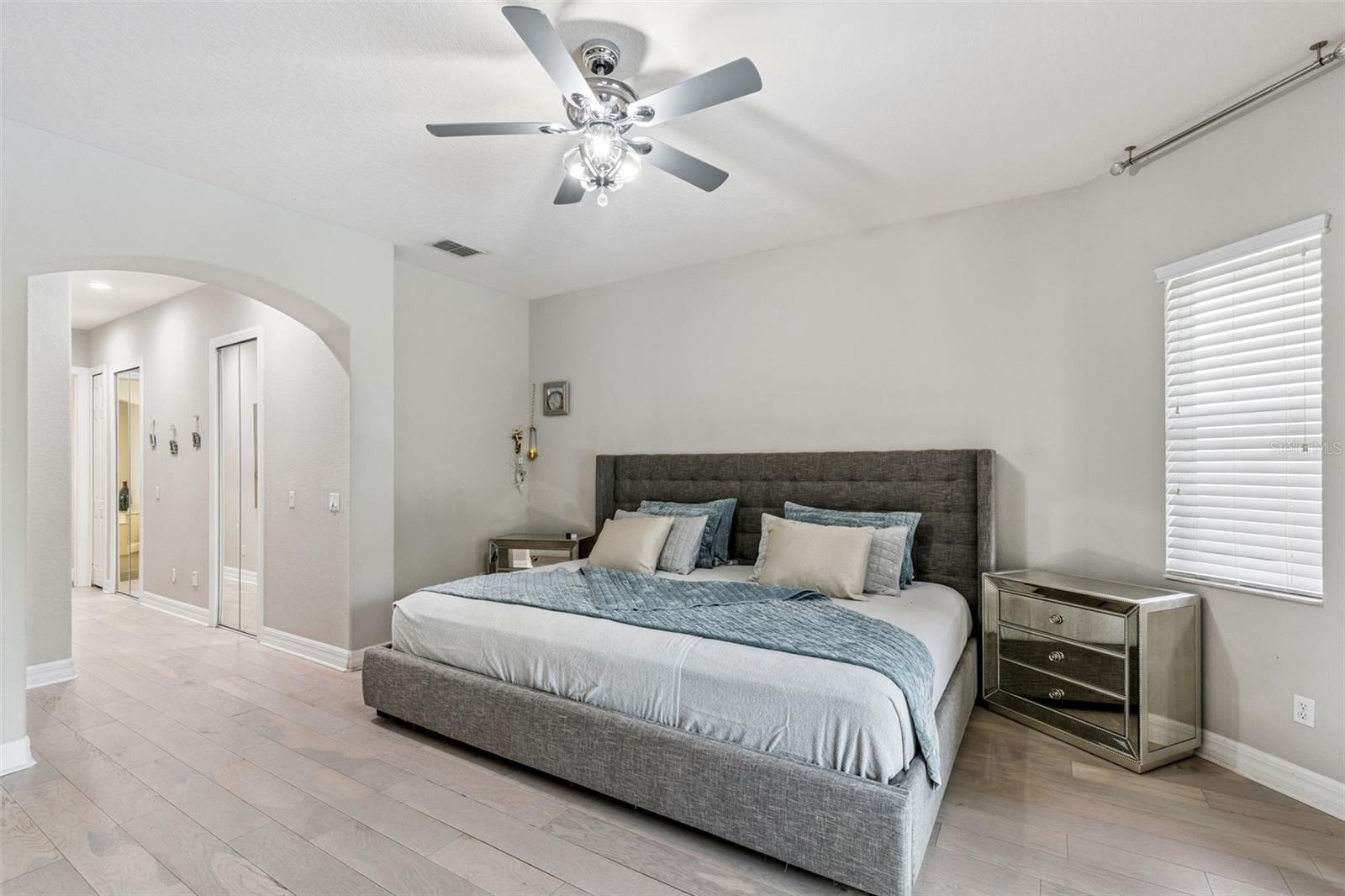 BRONSONS LNDGS F & M - Residential Lease