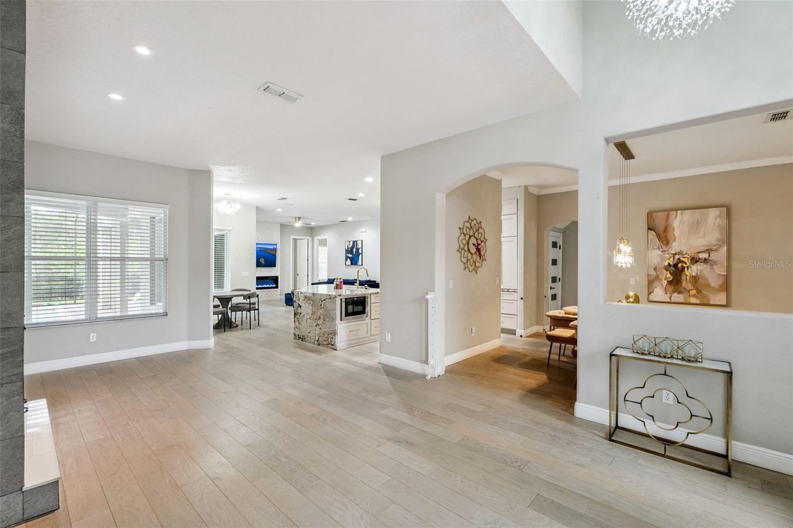 BRONSONS LNDGS F & M - Residential Lease