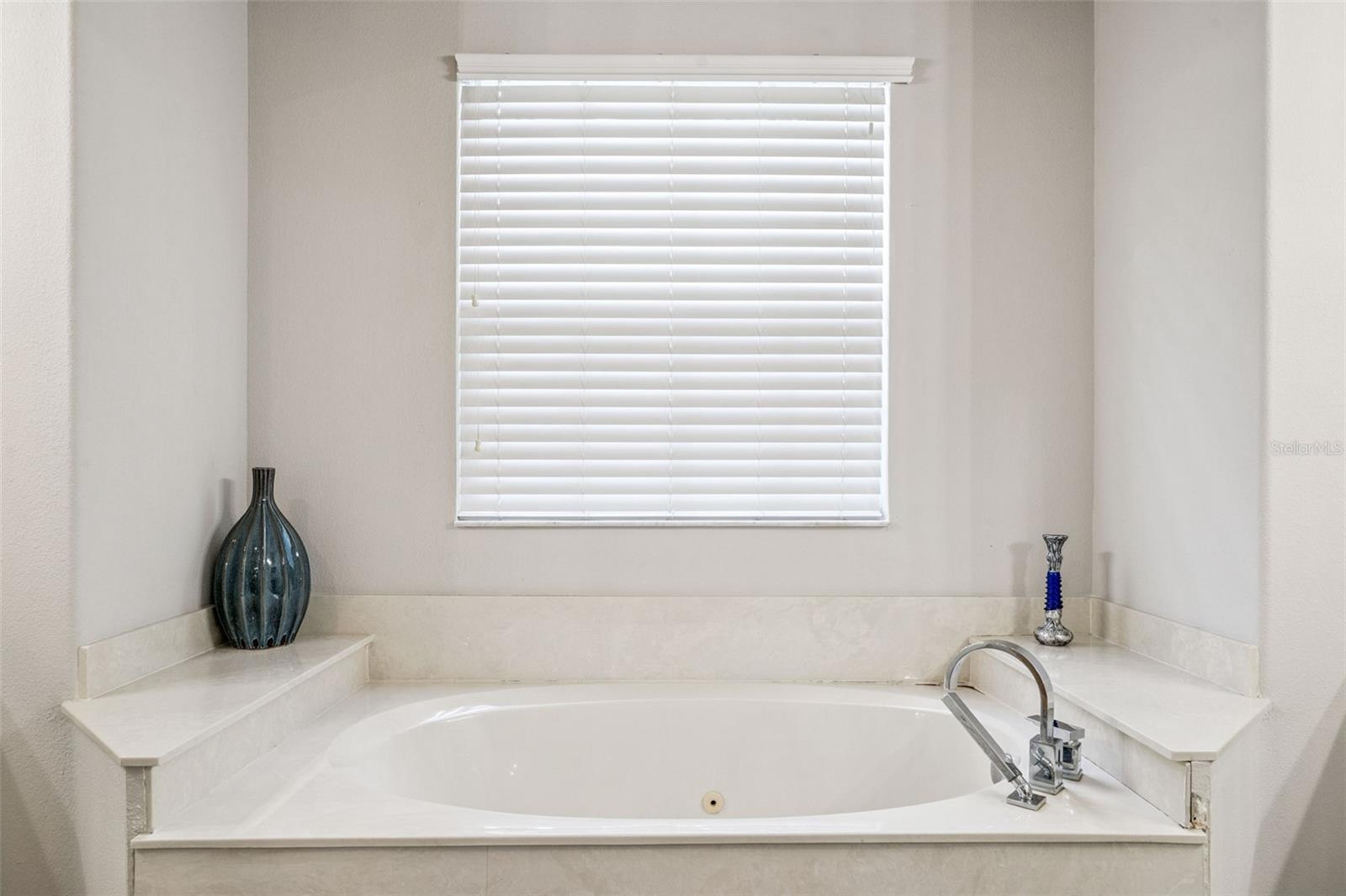 BRONSONS LNDGS F & M - Residential Lease