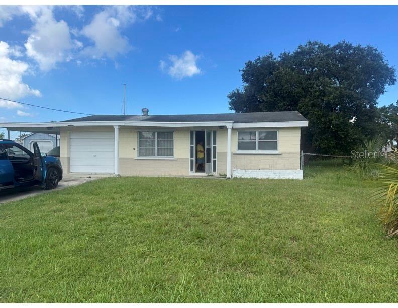 Photo of 13233 Susan Drive, Hudson, FL 34667 (MLS # TB8555974)