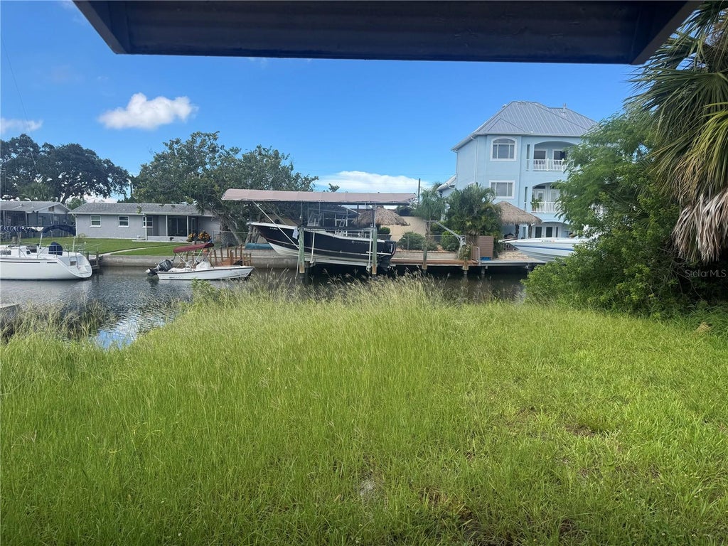 Photo of 13233 Susan Drive, Hudson, FL 34667 (MLS # TB8555974)