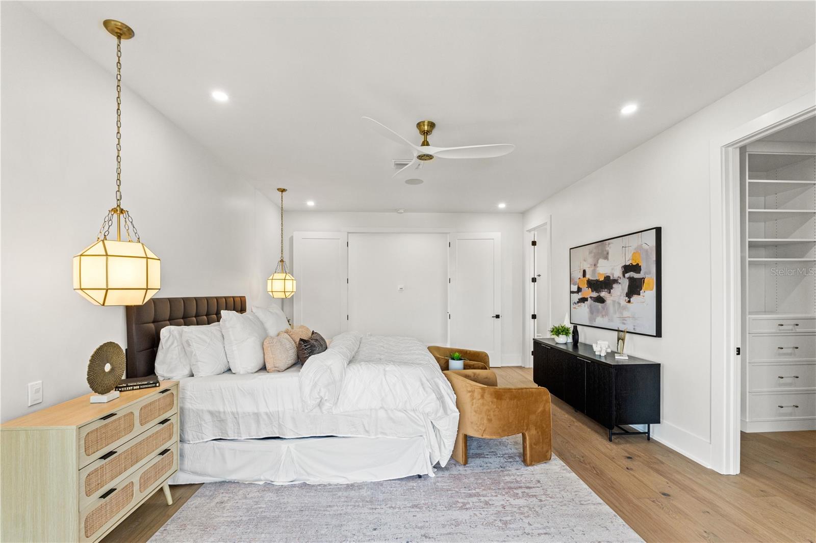 DAVIS ISLANDS PB10 PG52 TO 57 - Residential Lease