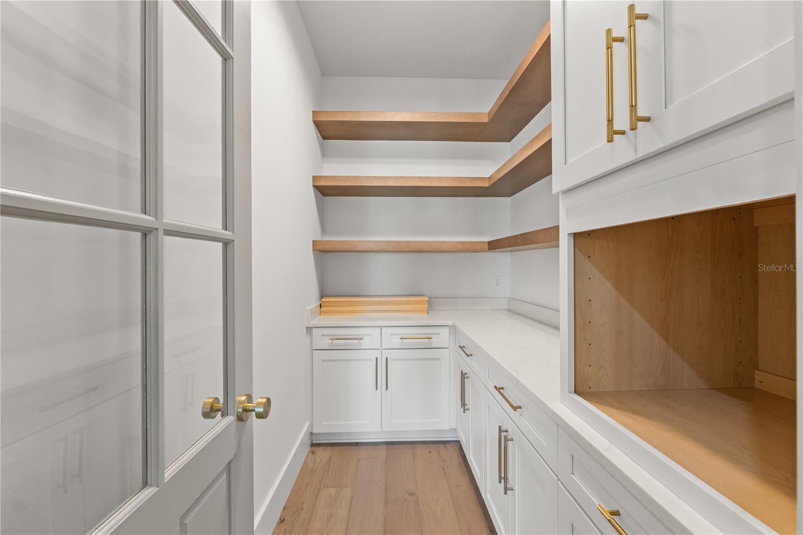 DAVIS ISLANDS PB10 PG52 TO 57 - Residential Lease