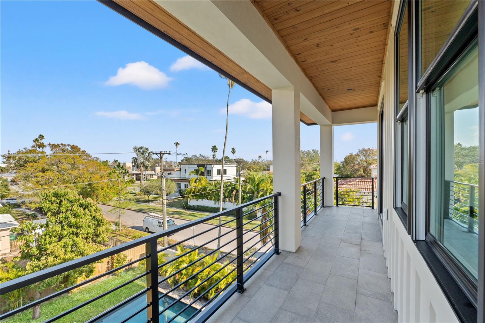 DAVIS ISLANDS PB10 PG52 TO 57 - Residential Lease