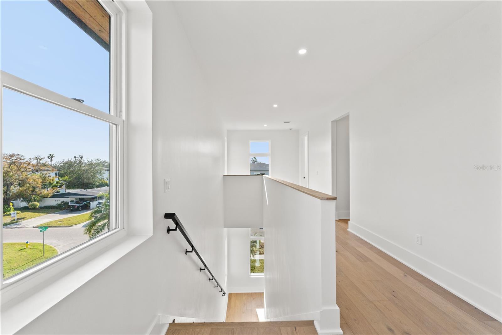 DAVIS ISLANDS PB10 PG52 TO 57 - Residential Lease