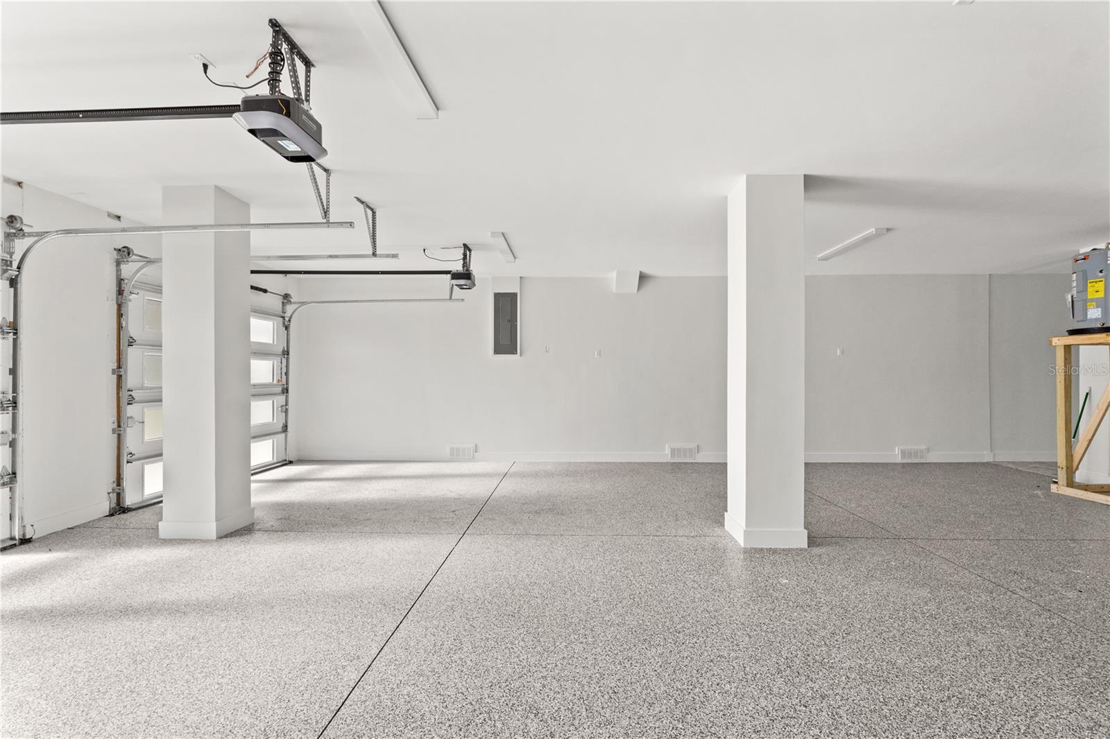 DAVIS ISLANDS PB10 PG52 TO 57 - Residential Lease