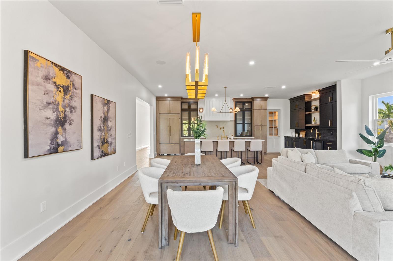 DAVIS ISLANDS PB10 PG52 TO 57 - Residential Lease