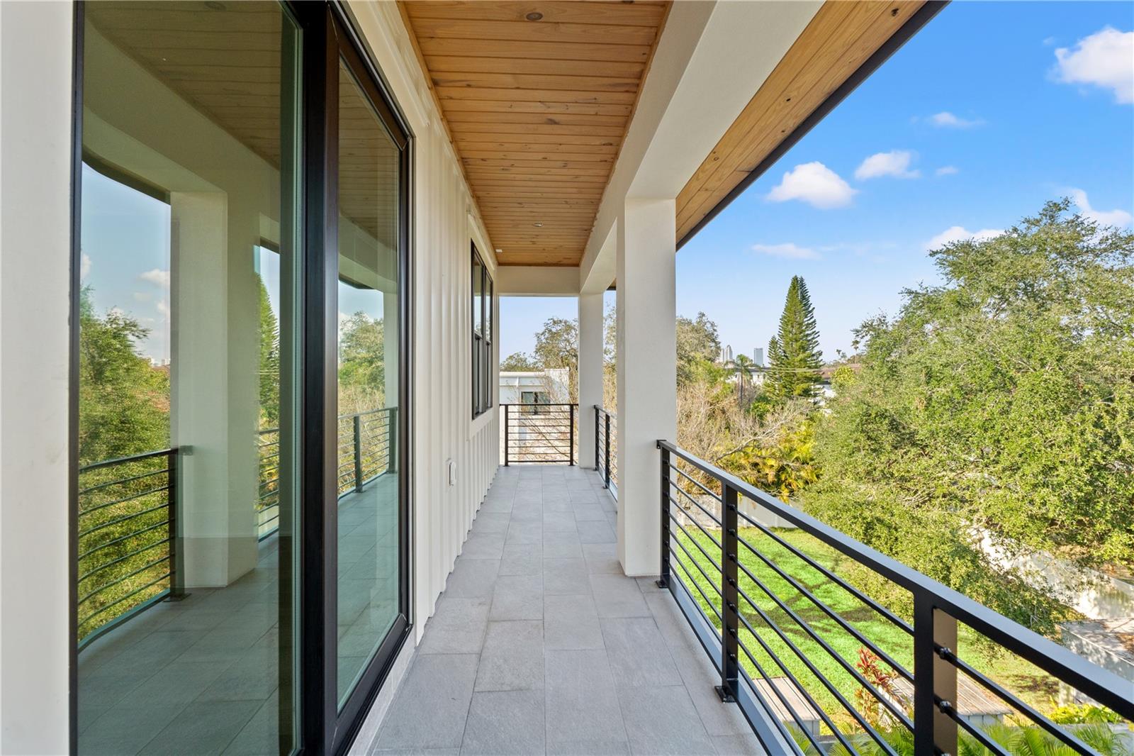 DAVIS ISLANDS PB10 PG52 TO 57 - Residential Lease