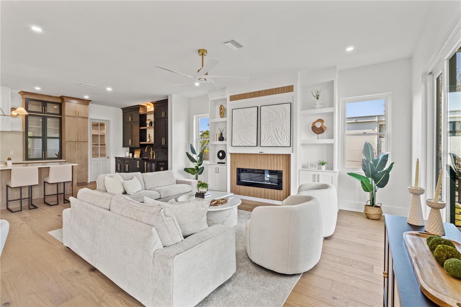 DAVIS ISLANDS PB10 PG52 TO 57 - Residential Lease