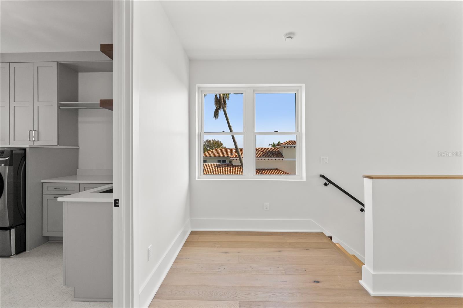 DAVIS ISLANDS PB10 PG52 TO 57 - Residential Lease