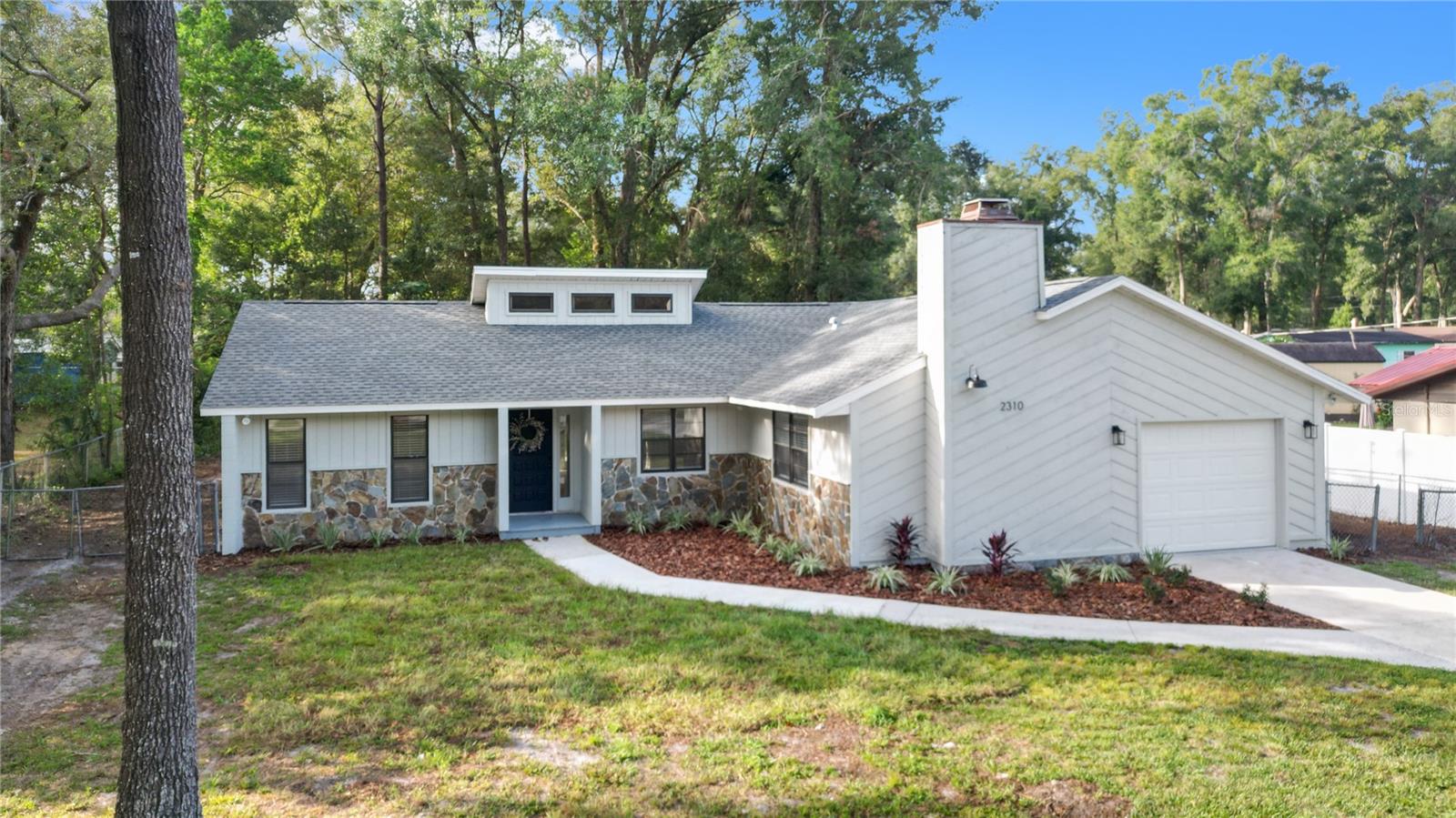 WRIGHT HEIGHTS - Residential