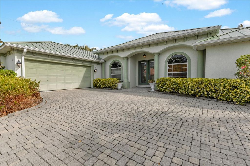 Photo of 5311 Nathaniel Place, Sarasota, FL 34233 (MLS # A4676706)
