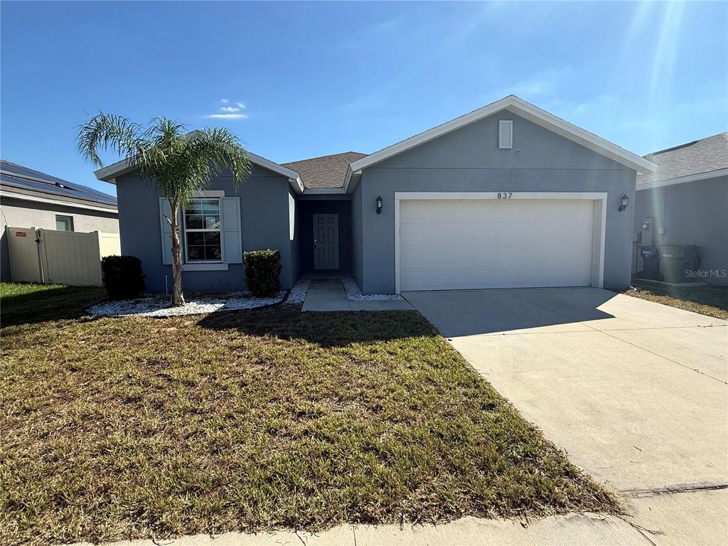 Photo of 837 Cambridge Drive, Winter Haven, FL 33881 (MLS # TB8448078)