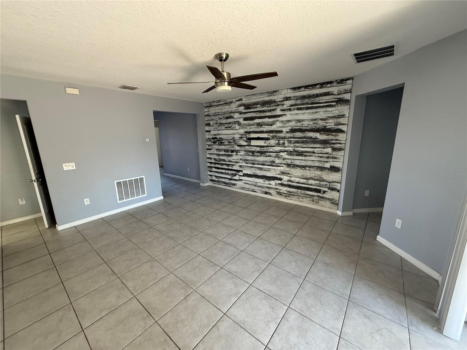 LUCERNE PARK RESERVE - Residential