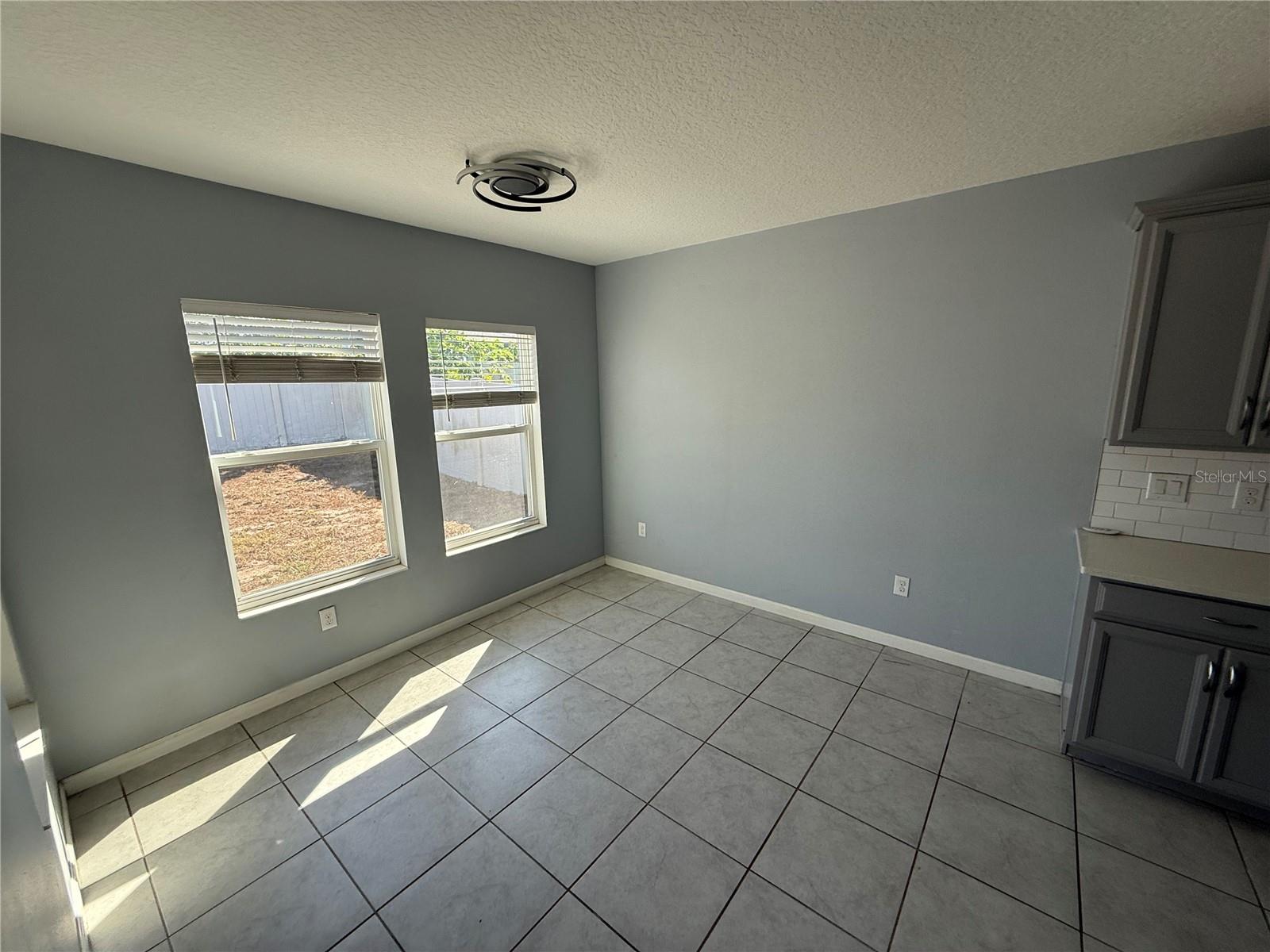 LUCERNE PARK RESERVE - Residential