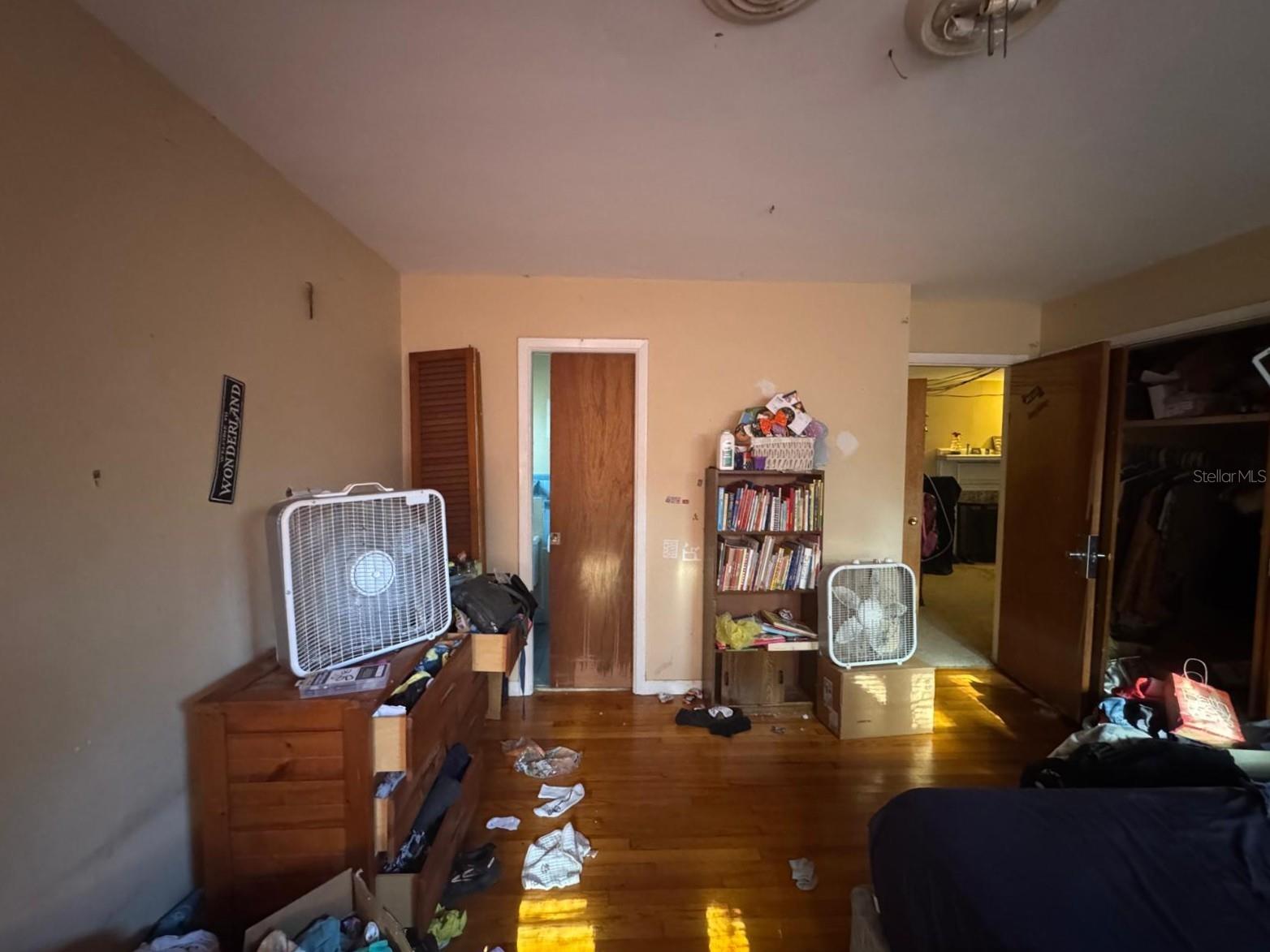 4701-4701 - Residential