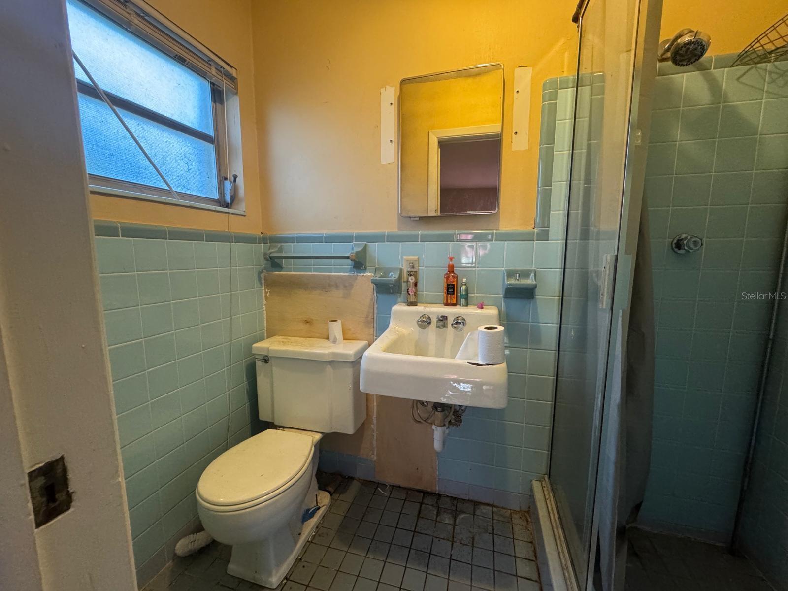 4701-4701 - Residential