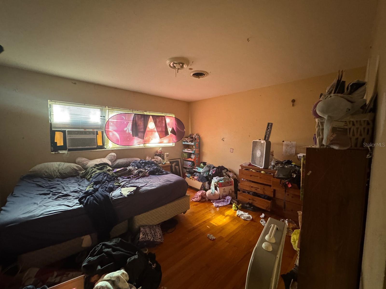 4701-4701 - Residential