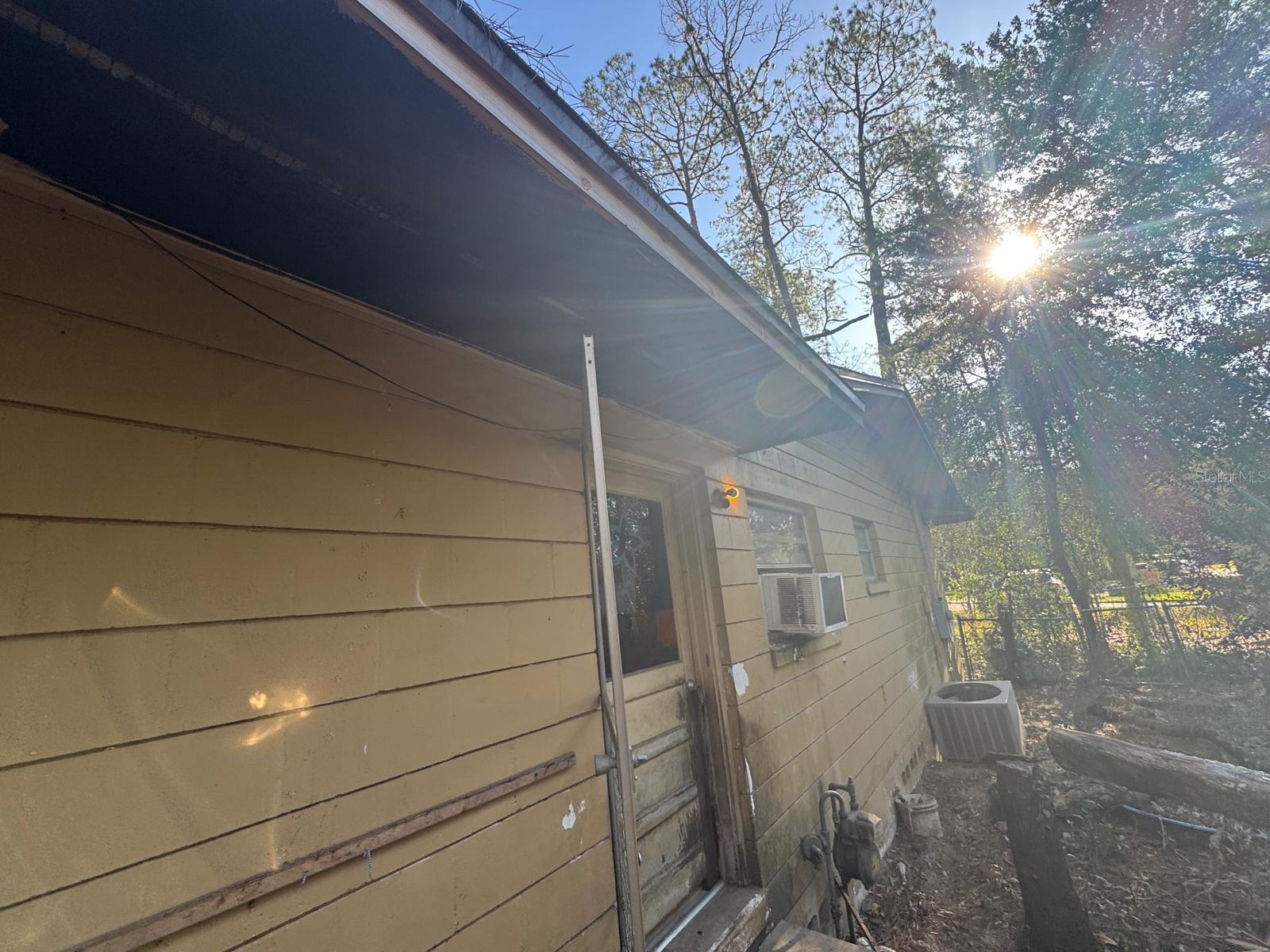 4701-4701 - Residential