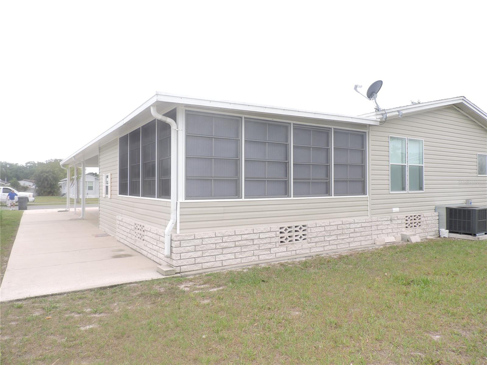 CALOOSA LAKE VILLAGE - Residential
