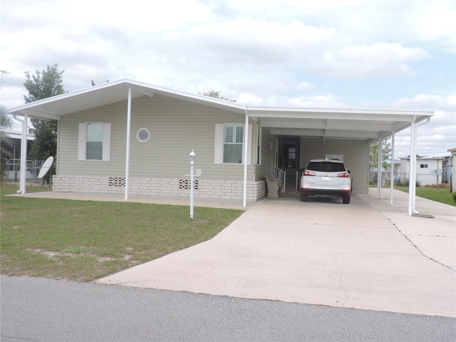 CALOOSA LAKE VILLAGE - Residential