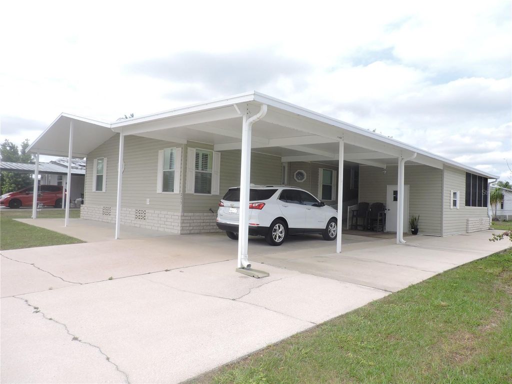 Photo of 233 Lake Boulevard, Lake Wales, FL 33859 (MLS # K4903102)