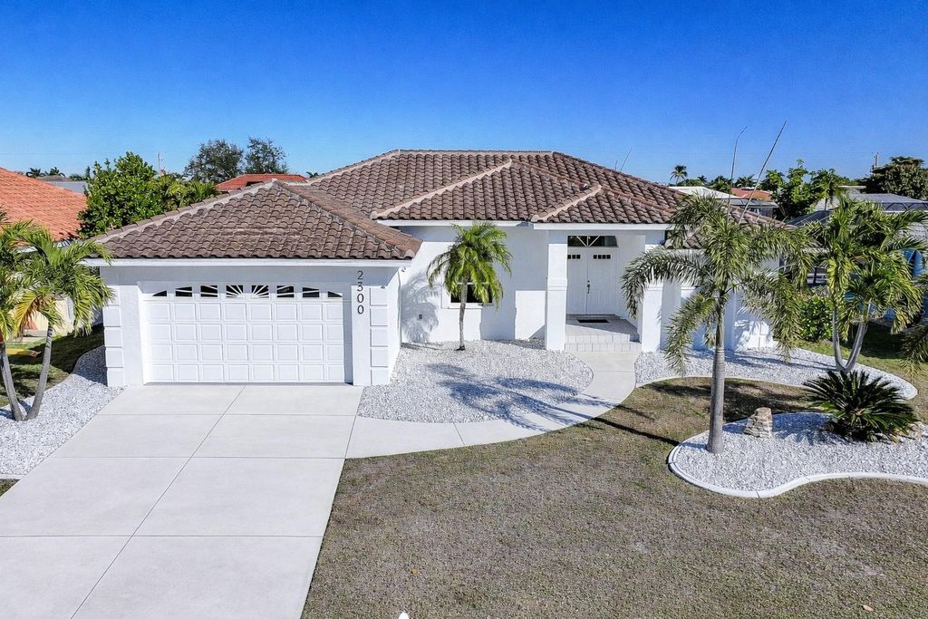 Photo of 2300 Via Esplanade, Punta Gorda, FL 33950 (MLS # C7521217)
