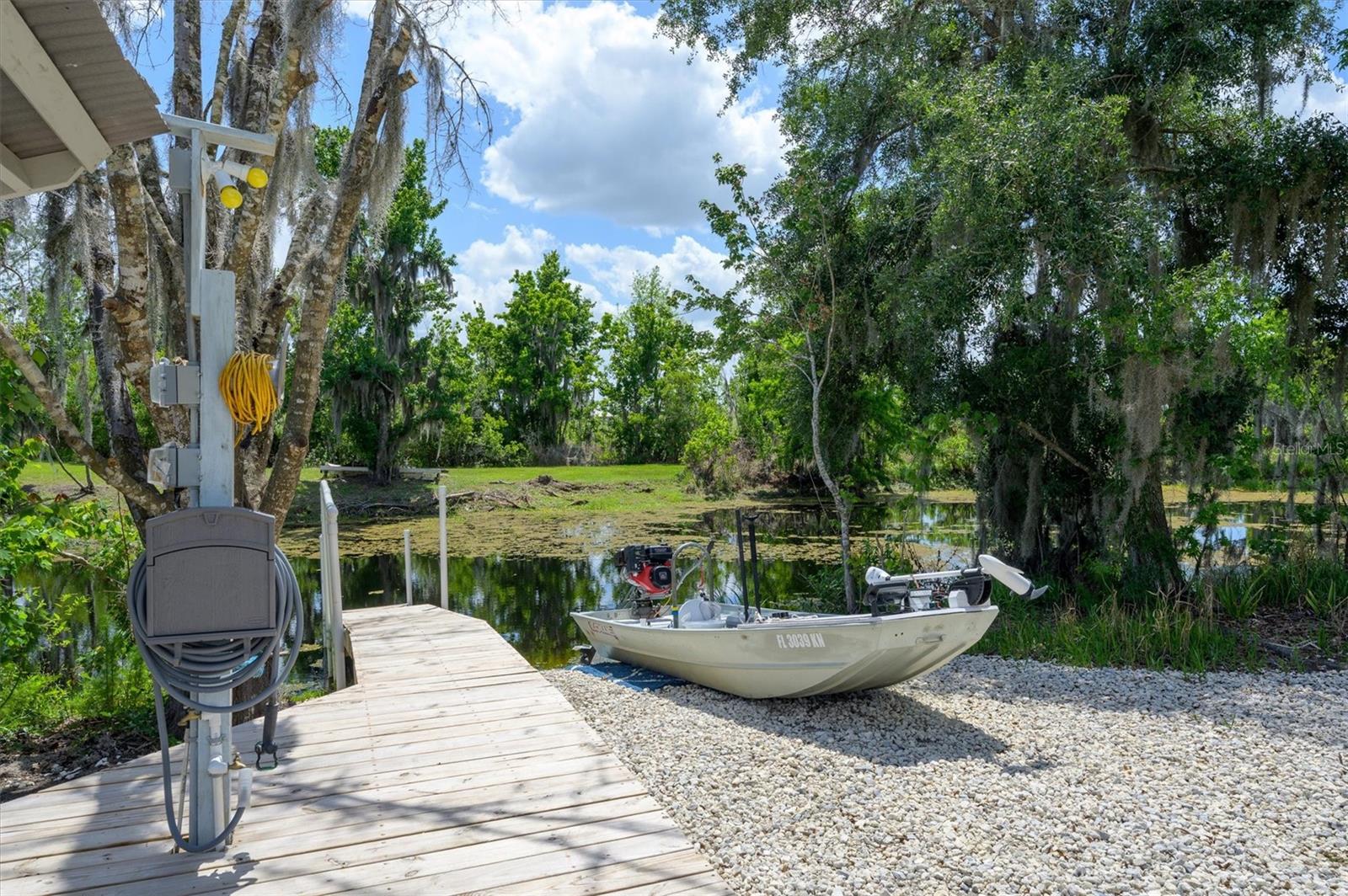 LAKESIDE ESTATES - Residential