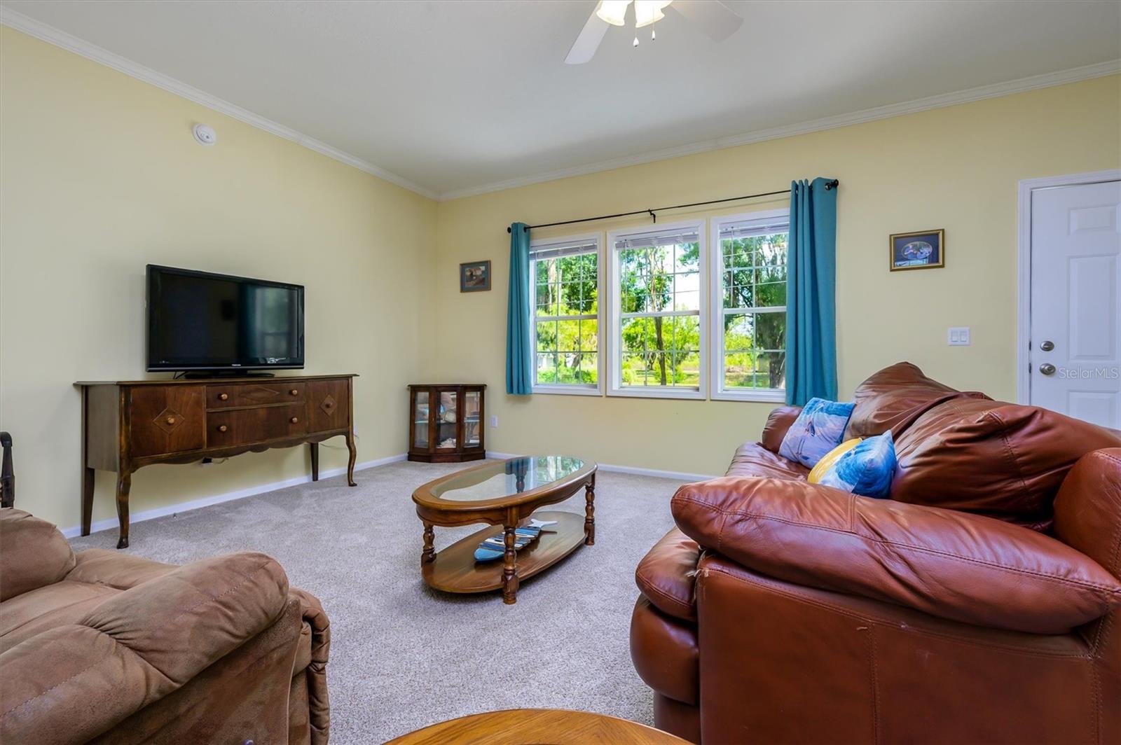 LAKESIDE ESTATES - Residential