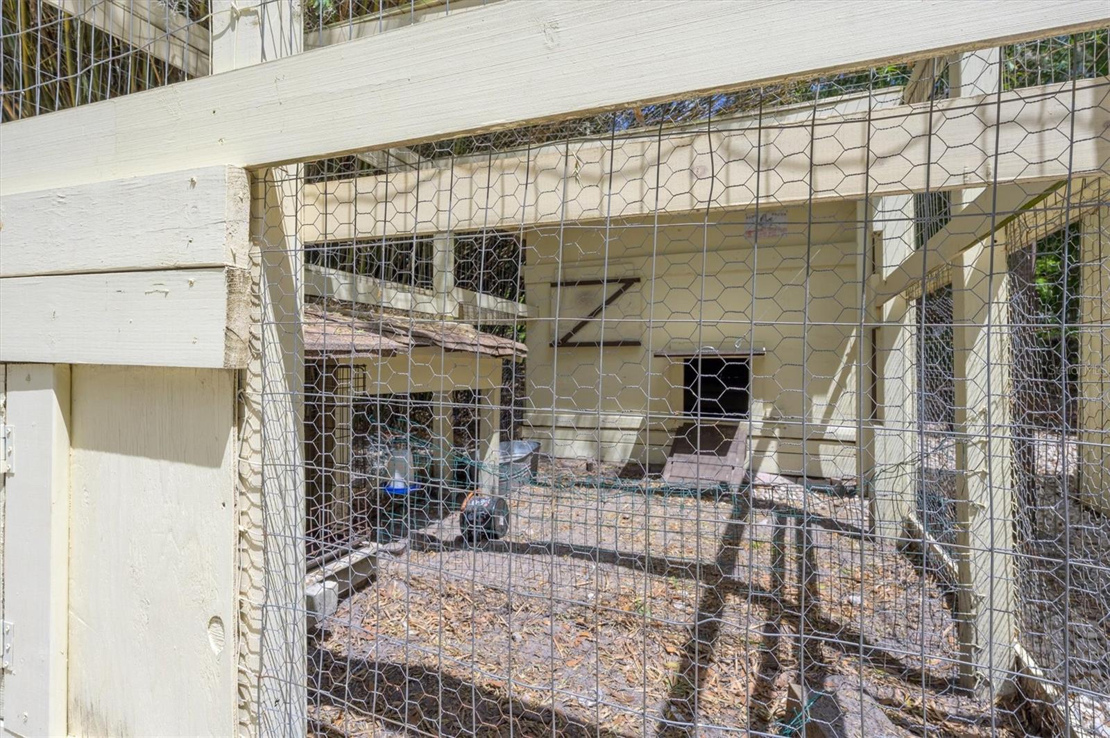 LAKESIDE ESTATES - Residential