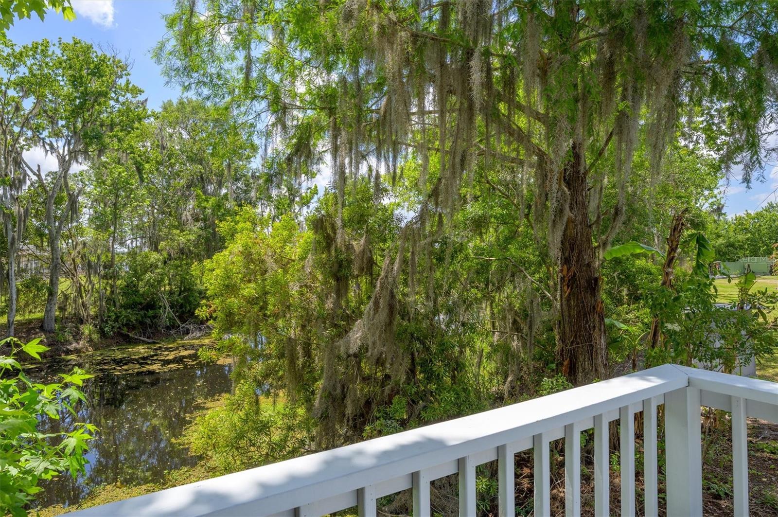 LAKESIDE ESTATES - Residential