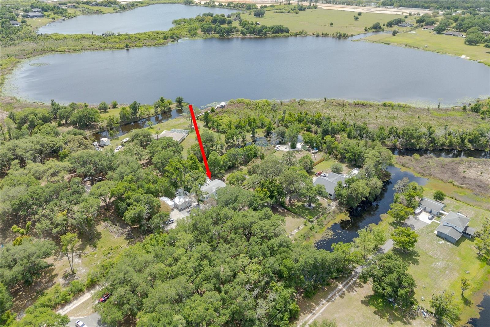 LAKESIDE ESTATES - Residential