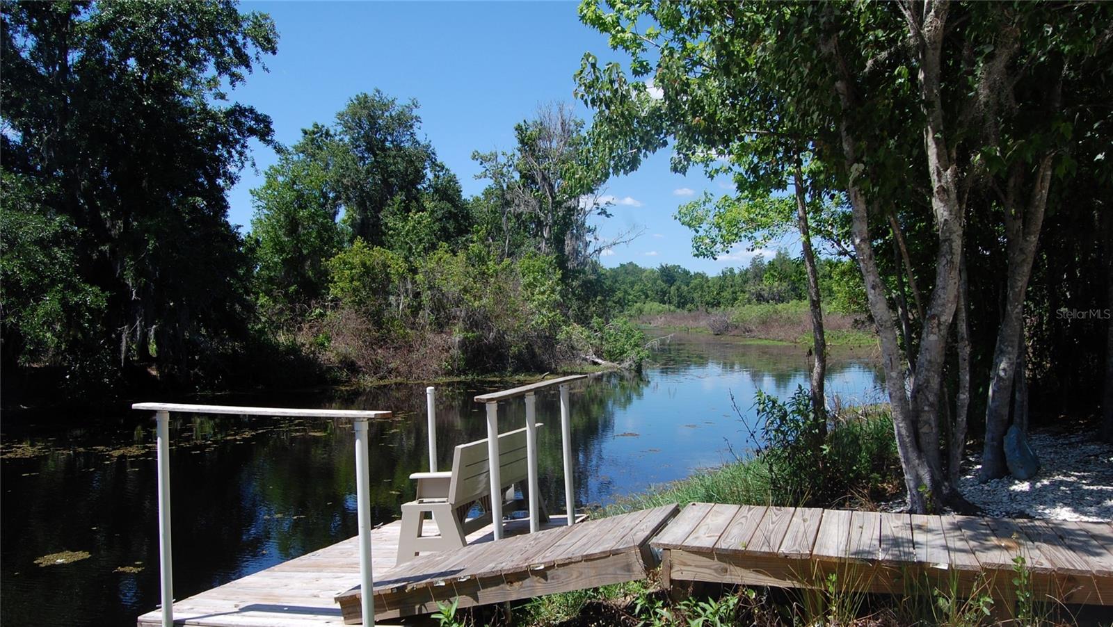LAKESIDE ESTATES - Residential